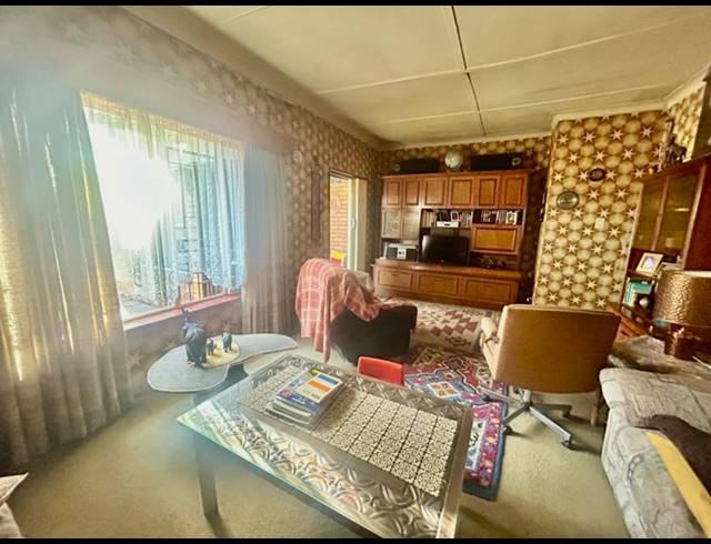 3 BEDROOM HOUSE FOR SALE IN VANDERBIJLPARK CE 1